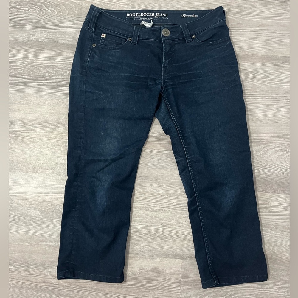 Bootlegger the real McCoy paradise Jean capris size 28
